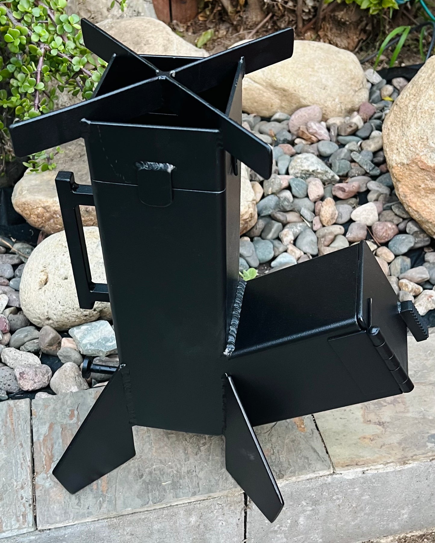 Rocket Stove 4" w/ Stainless Grill & Lid Attachment