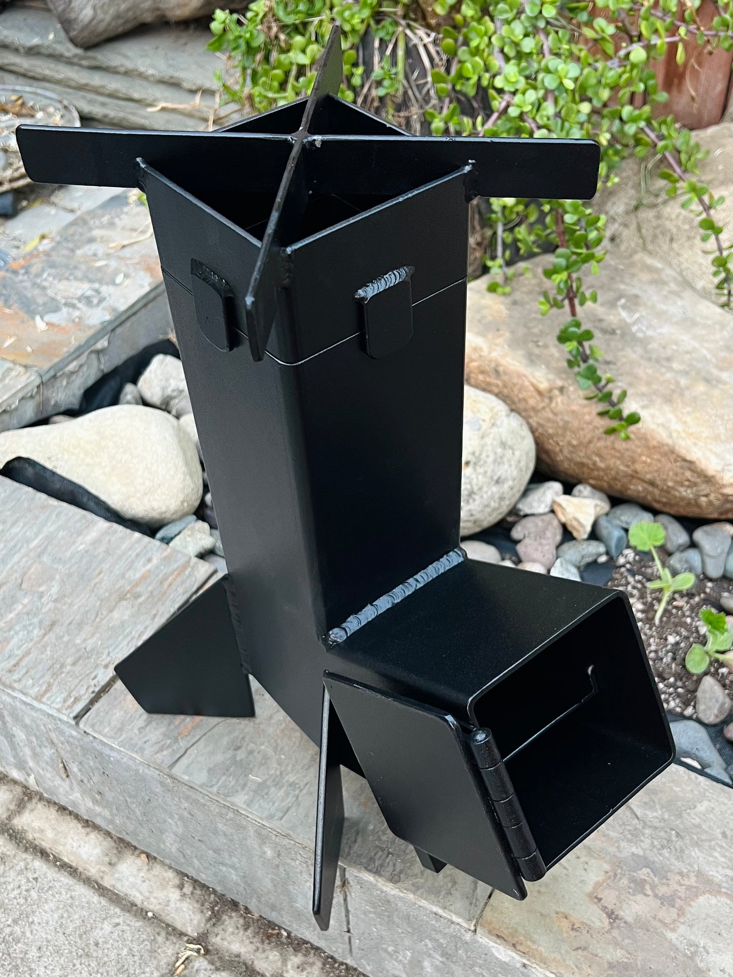 Rocket Stove 4" w/ Stainless Grill & Lid Attachment